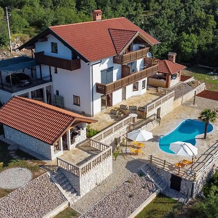 Villa Bora Moscenicka Draga Bed&Breakfast モスチャニッセ エクステリア 写真