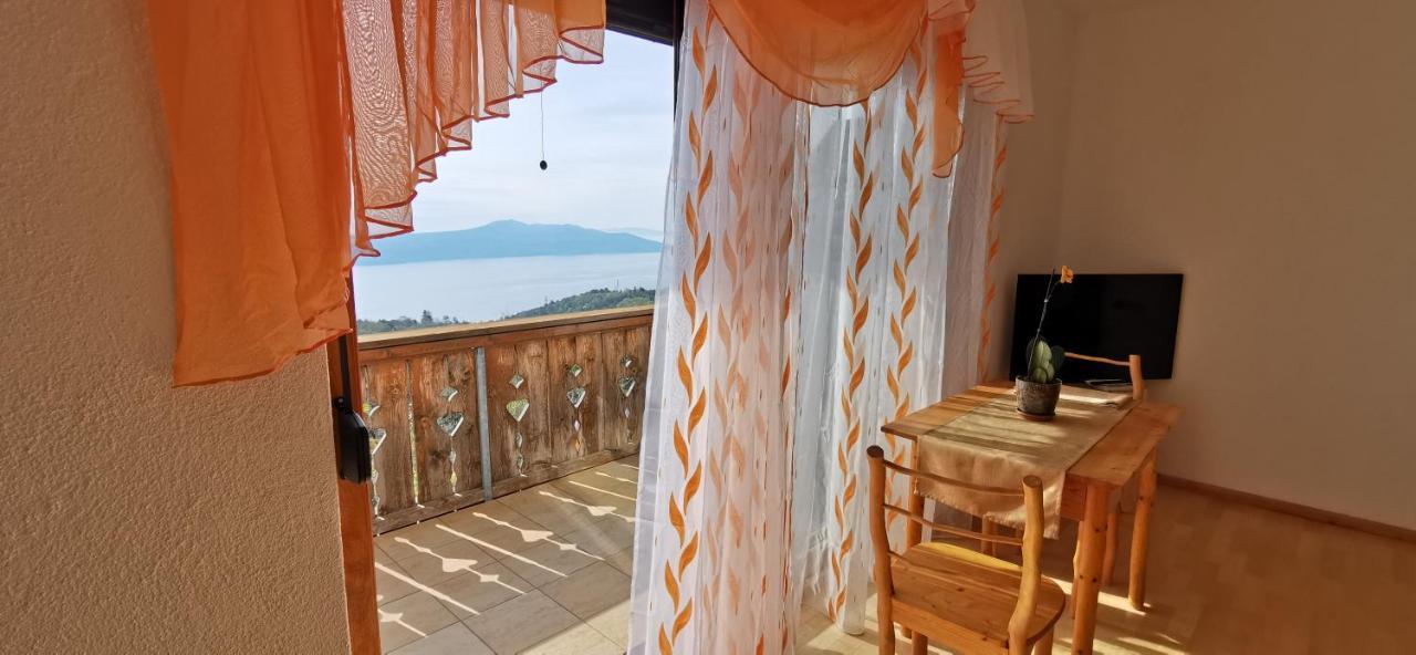Villa Bora Moscenicka Draga Bed&Breakfast モスチャニッセ エクステリア 写真