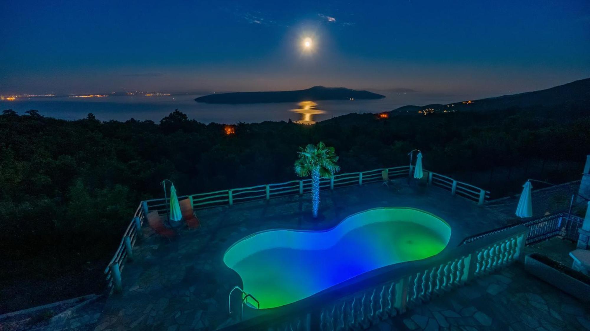 Villa Bora Moscenicka Draga Bed&Breakfast モスチャニッセ エクステリア 写真