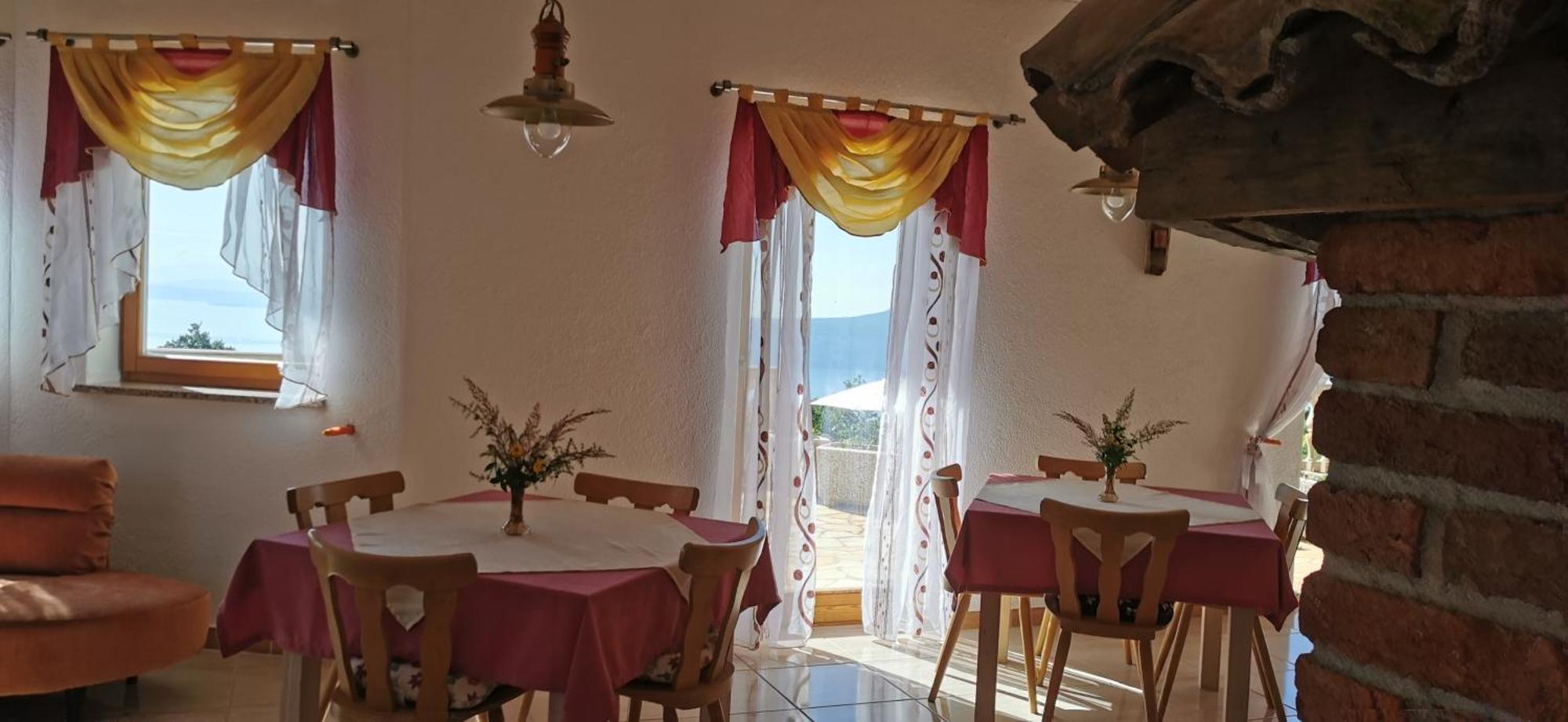 Villa Bora Moscenicka Draga Bed&Breakfast モスチャニッセ エクステリア 写真